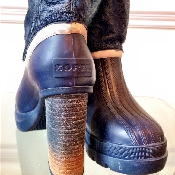 Sorry! No longer for sale. Dog ate them. - Picture 5 of 8